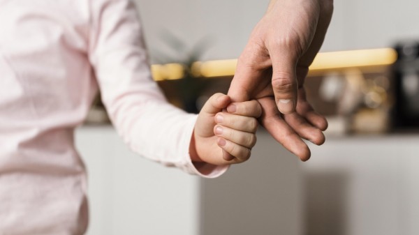 TRABALHADORES COM RESPONSABILIDADES PARENTAIS PODEM ESCOLHER DIAS DE DESCANSO